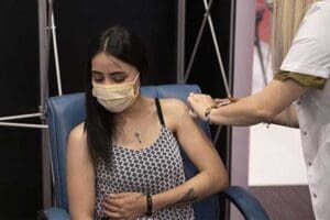 D&uuml;nya genelinde hızla artarak alarma yol a&ccedil;an Delta varyantlı vaka