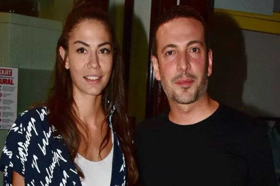 Demet &Ouml;zdemir, Oğuzhan Ko&ccedil;&rsquo;la evliliğinde sorun yaşadığı iddiasına yanıt verdi: