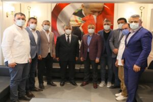 AK Parti İzmir İl Başkanı Kerem Ali S&uuml;rekli ve y&ouml;netimi