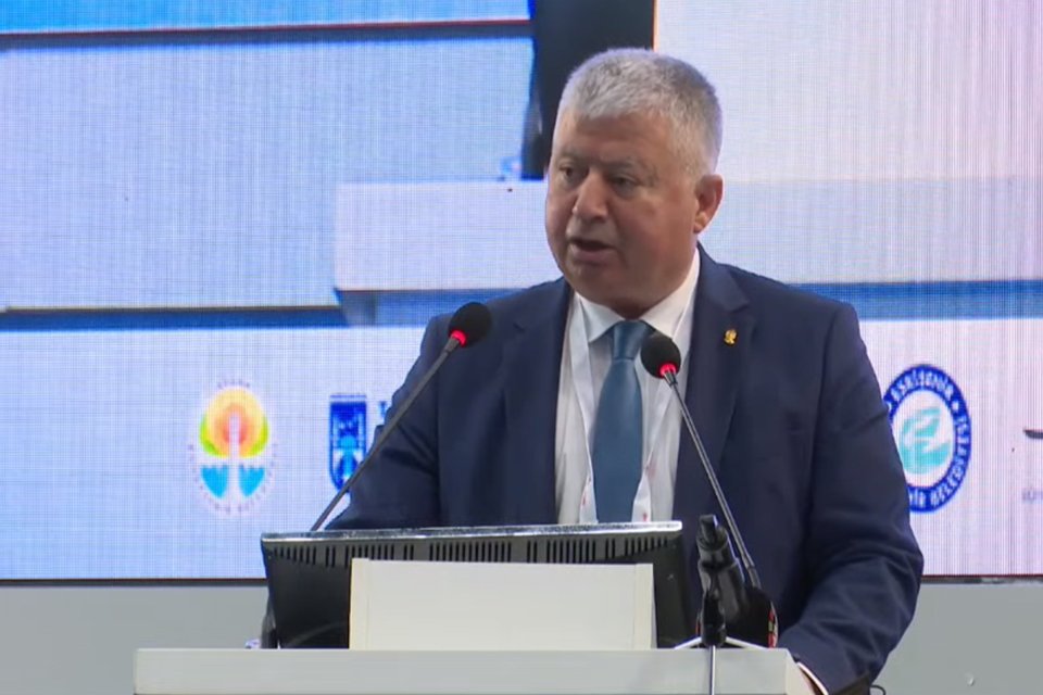 CHP'li 11 b&uuml;y&uuml;kşehir belediye başkanının Muğla'nın ardından İzmir'de Kentlerde S&uuml;rd&uuml;r&uuml;lebilir