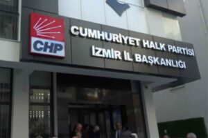 CHP İzmir'de İl Yönetim Kurulu toplantısı Başkan Deniz Yücel idaresinde