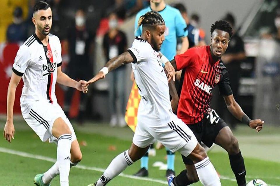 S&uuml;per Lig'in 2. haftasında Beşiktaş, deplasmanda Gaziantep FK ile karşılaştı.