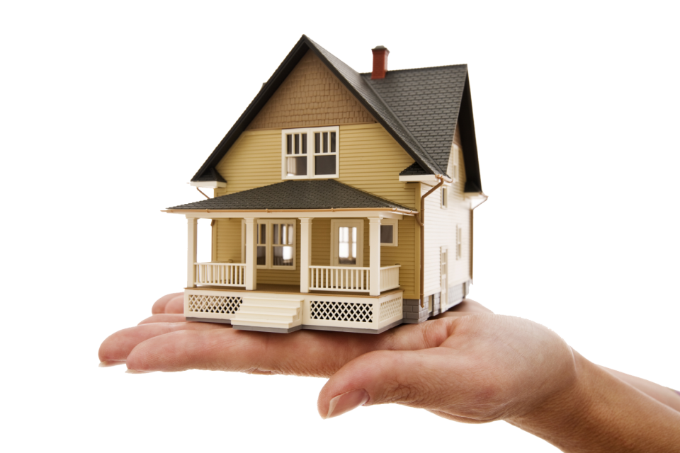 Emlakçılar gerçek olmayan düşük fiyatlı ilanlarla tüketiciyi yanıltıyor. Amaç ev