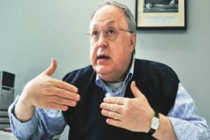 T&uuml;rk Basınının &ouml;nemli isimlerinden Gazeteci -yazar, Basın Konseyi Başkanı Pınar