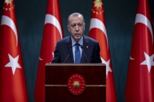 Cumhurbaşkanı Recep Tayyip Erdoğan, kabine toplantısı sonrasında tüm Türkiye'nin beklediği