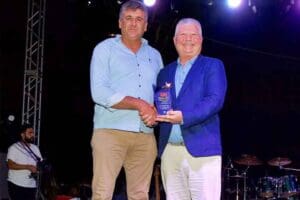 İzmir B&uuml;y&uuml;kşehir Belediye Başkanı Tun&ccedil; Soyer, sanata verdiği destek ve