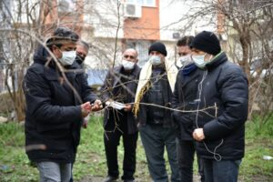 Yaptığı çalışmalarla ilçeye özgü tarımsal değerleri yaşatıp yerel üretiye destek