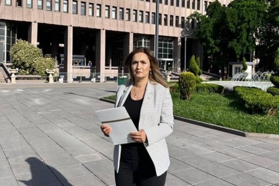 Cumhurbaşkanı Erdoğan’ın “sürtük” sözünden dolayı ilk suç duyurusu CHP İzmir