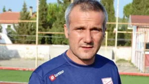 TFF 3'&uuml;nc&uuml; Lig 3'&uuml;nc&uuml; Grup'ta Erman G&uuml;ra&ccedil;ar&rsquo;ın teknik direkt&ouml;rl&uuml;k g&ouml;revine