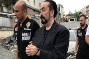 İstanbul'da 2013 yılında 9 yaşındaki &ouml;z kızı S.M.'yi tanıştırdığı Adnan
