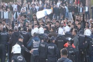 Erzurum'da Millet İttifakı'nın cumhurbaşkanı yardımcısı adayı Ekrem İmamoğlu'nun mitingine d&uuml;zenlenen