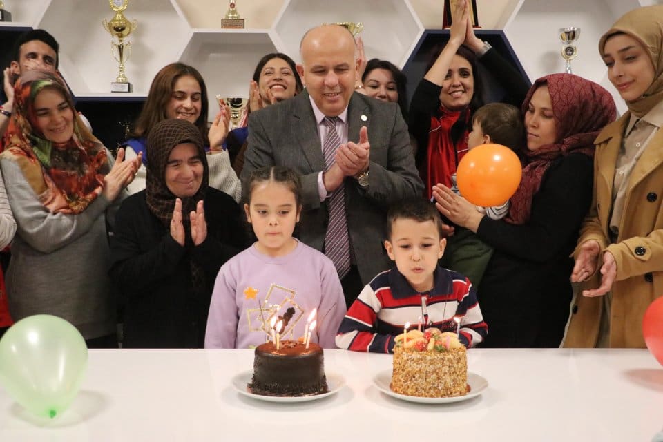 Kahramanmaraş merkezli depremler sonrası aileleriyle Denizli'ye gelen Yaren Karateke (8)