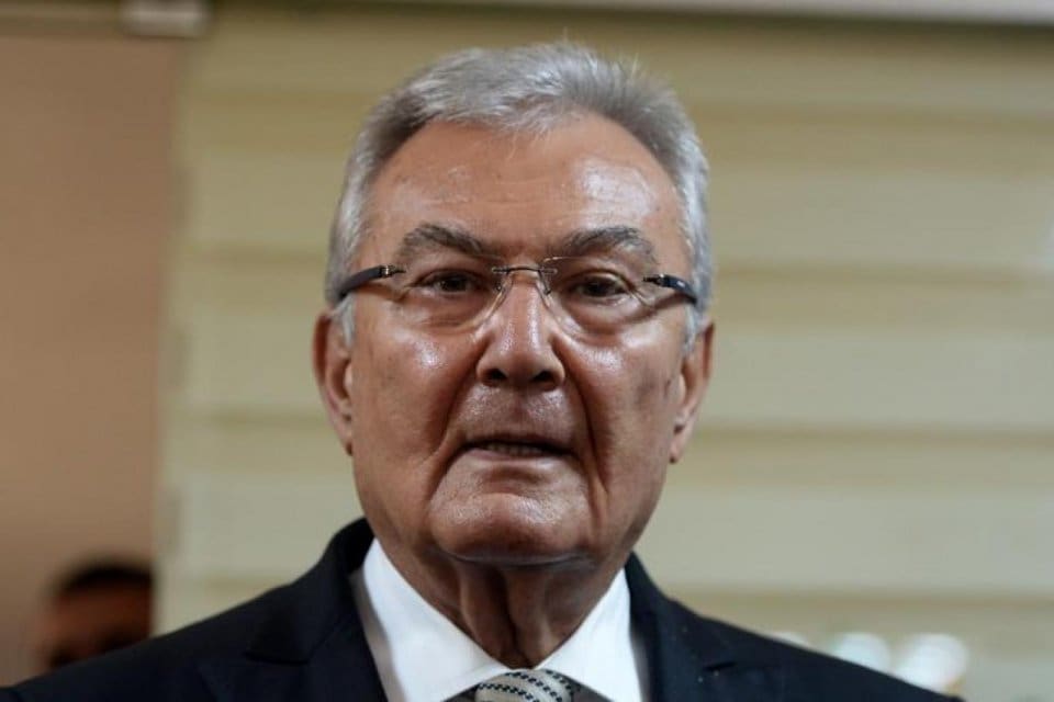 CHP'nin bir &ouml;nceki Genel Başkanı Deniz Baykal'ın kızı Aslı Baykal,