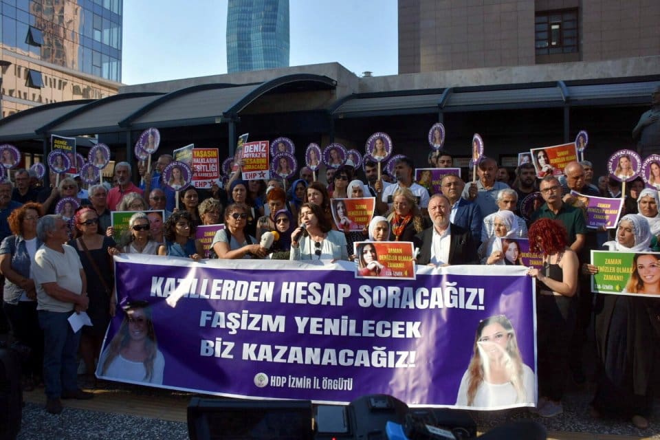 İZMİR'de, HDP il binasında Deniz Poyraz'ı (38) tabancayla vurarak &ouml;ld&uuml;ren