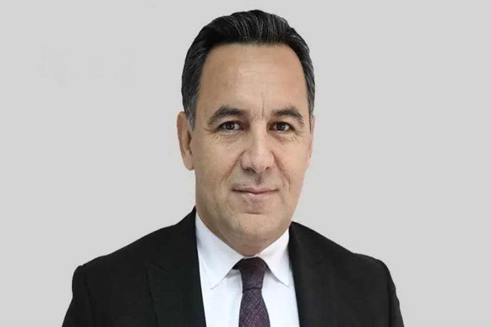 Etkinlik, olumsuz hava koşulları sebebiyle ileri bir tarihe ertelendi. Gazeteci
