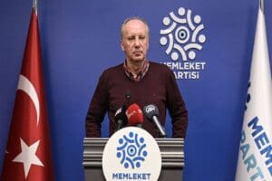 S&ouml;zc&uuml; yazarı&nbsp;Deniz Zeyrek, Cumhurbaşkanı&nbsp;Recep Tayyip Erdoğan'ın ekibinin Memleket Partisi Genel