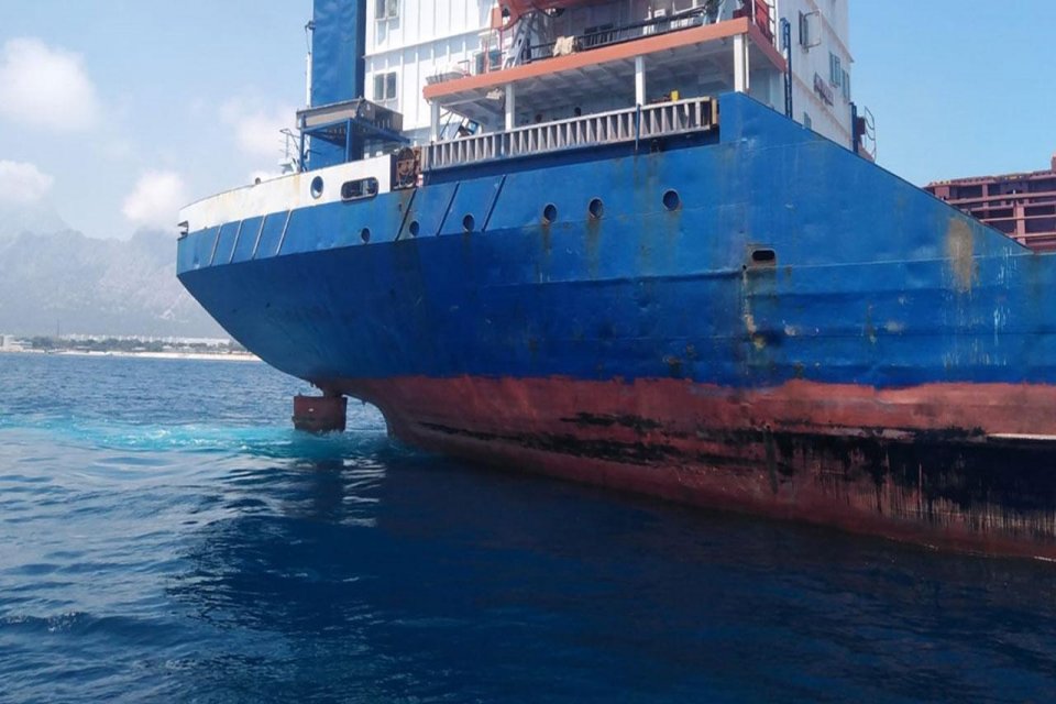 İzmit K&ouml;rfezi&rsquo;nde yakıt transferi sırasında denizi kirlettiği belirlenen gemiye 2