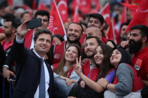 Cumhuriyet Halk Partisi (CHP) İzmir Milletvekili Adayı Deniz Yücel, Türkiye