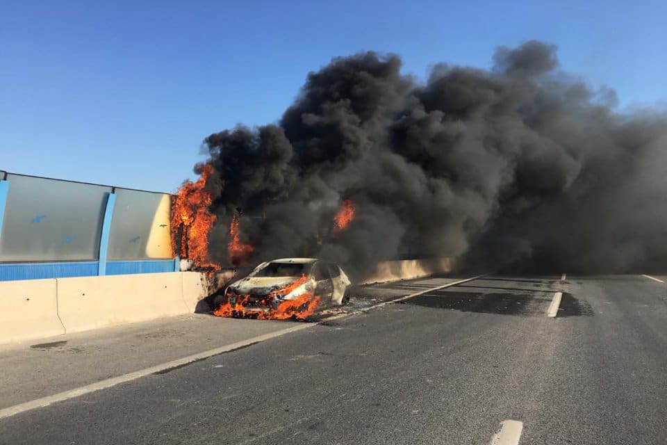 Denizli&rsquo;den İzmir&rsquo;e gitmek &uuml;zere yola &ccedil;ıkan ara&ccedil;, Aydın&rsquo;da seyir halindeyken