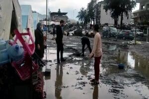 Meteoroloji Genel M&uuml;d&uuml;rl&uuml;ğ&uuml;'n&uuml;n uyarılarının ardından Kahramanmaraş merkezli depremde b&uuml;y&uuml;k enkazın