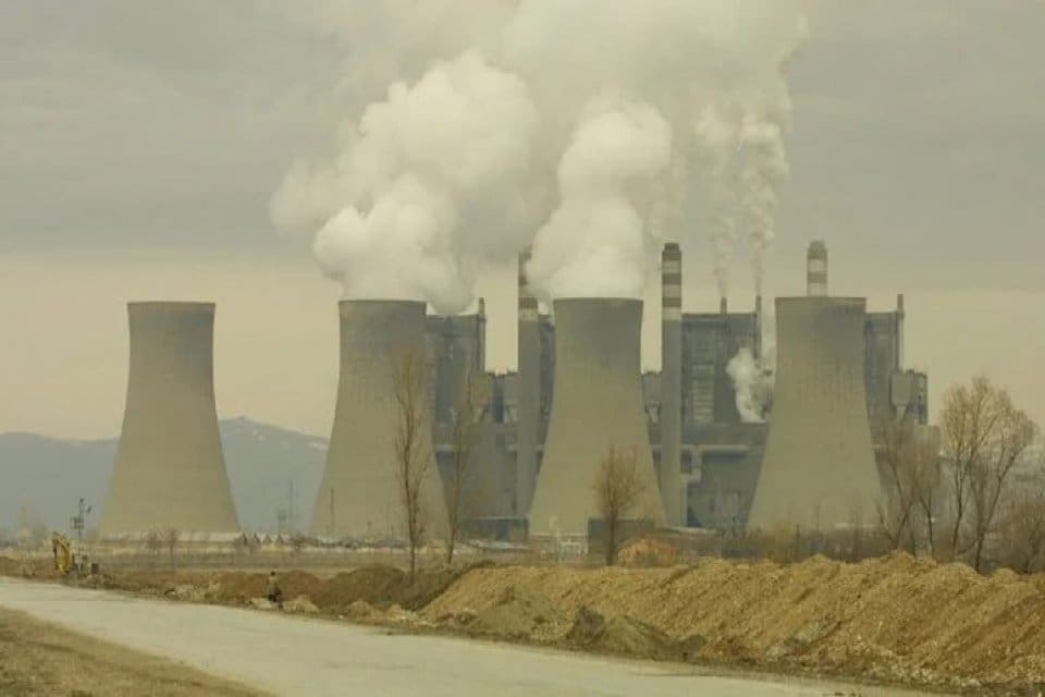 T&uuml;rkiye&rsquo;yi sarsan depremlerin b&uuml;y&uuml;k yıkıma neden olduğu illerde elektrik &uuml;retimi