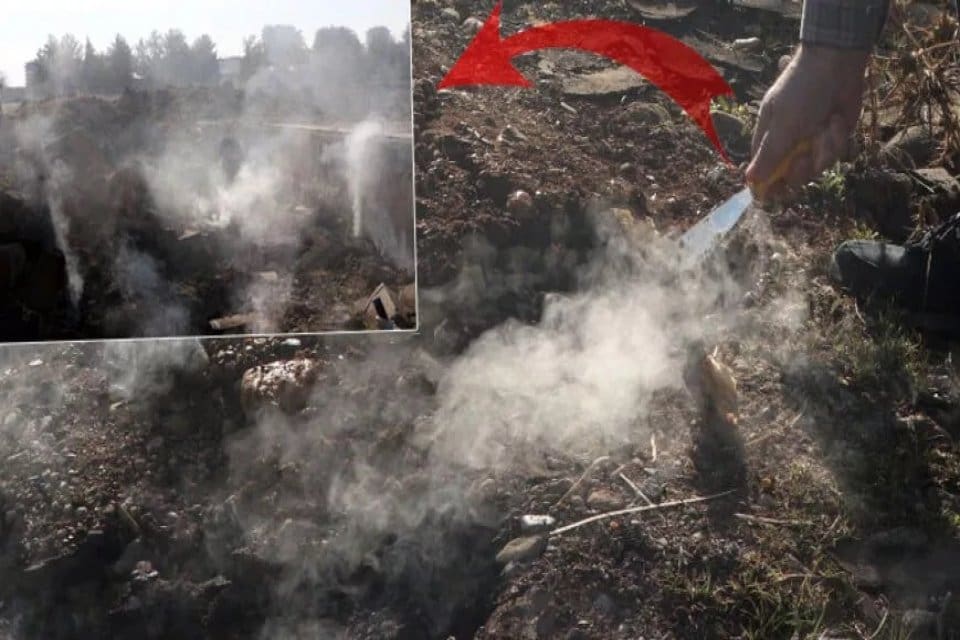 Kahramanmaraş merkezli depremlerin ardından Diyarbakır&rsquo;ın Kayapınar il&ccedil;esinde arazide, yer altından&nbsp;18