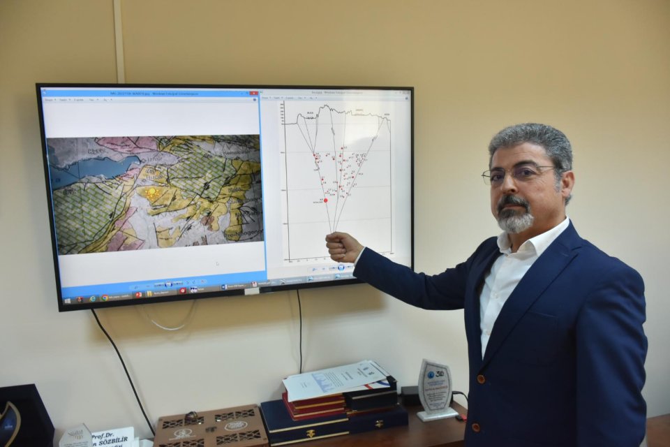 İzmir'deki Dokuz Eyl&uuml;l &Uuml;niversitesi'nin (DE&Uuml;) Deprem Araştırma ve Uygulama Merkezi