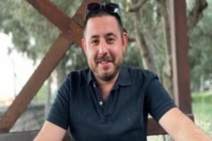 Kahramanmaraş'ta vatani g&ouml;revini yaptığı sırada depremde yıkılan binanın enkazında kalan