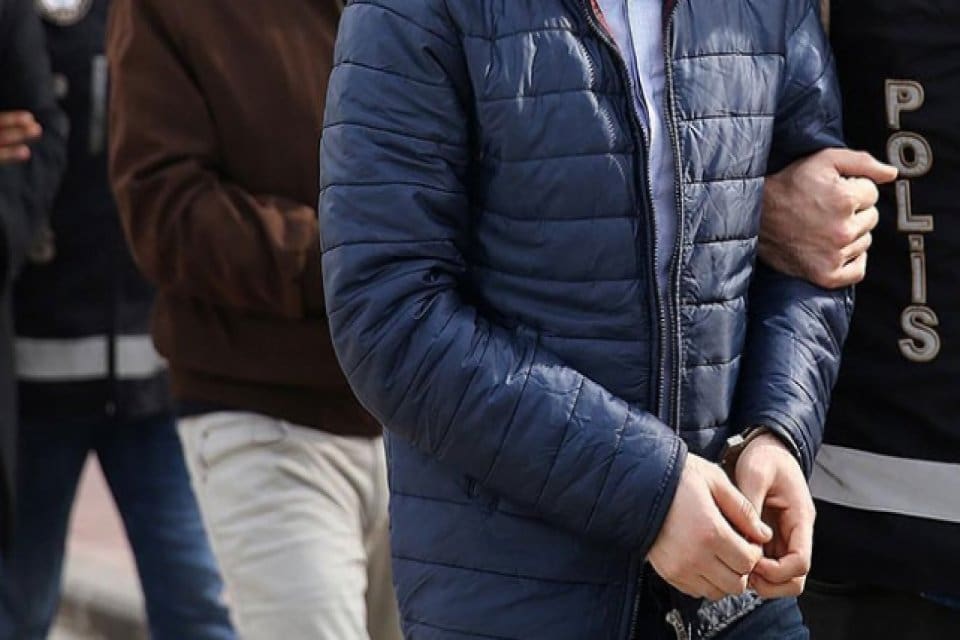 Malatya'da depremde yıkılan Hayat Sitesi'ne ilişkin soruşturma kapsamında 3 ş&uuml;pheli