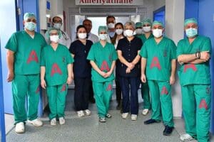 30 Ekim Depremi&rsquo;nde zarar g&ouml;rd&uuml;ğ&uuml; i&ccedil;in kapatılan İzmir B&uuml;y&uuml;kşehir Belediyesi