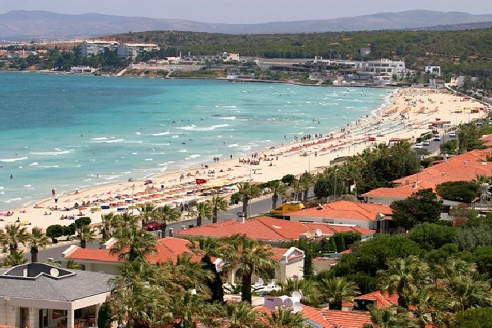 Dört depremin ardından Prof. Dr. Ahmet Ercan’dan “Yazlıklarınıza gidin” açıklaması