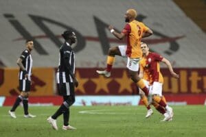 Galatasaray, S&uuml;per Lig'in 40. haftasında Beşiktaş'ı 3-1 mağlup etti ve