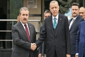 Cumhur İttifakı adayı Recep Tayyip Erdoğan'ın ziyaret ettiği B&uuml;y&uuml;k Birlik