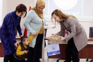 Dokuz Eyl&uuml;l &Uuml;niversitesi (DE&Uuml;) Fizik Tedavi ve Rehabilitasyon Fak&uuml;ltesi koordinesinde,