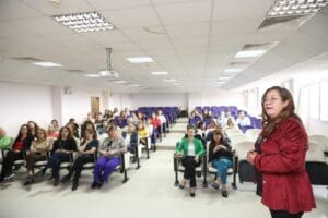 Yetkili hekimlerce geleneksel tıbbi tanı ve tedavi y&ouml;ntemleri sunan Dokuz