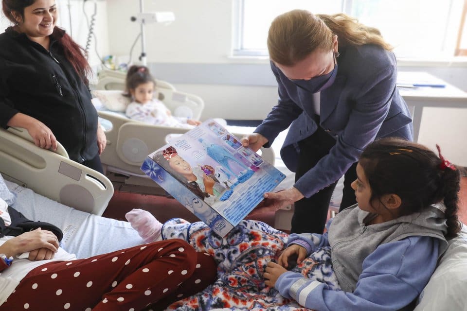 Dokuz Eyl&uuml;l &Uuml;niversitesi (DE&Uuml;) Rekt&ouml;r&uuml; Prof. Dr. N&uuml;khet Hotar, Kahramanmaraş