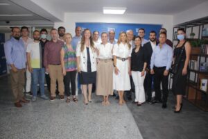 DEVA Partisi İzmir&rsquo;de &uuml;&ccedil;&uuml;nc&uuml; il&ccedil;e kongresini Konak&rsquo;ta ger&ccedil;ekleştirdi. Konak&rsquo;ın T&uuml;rkiye&rsquo;nin