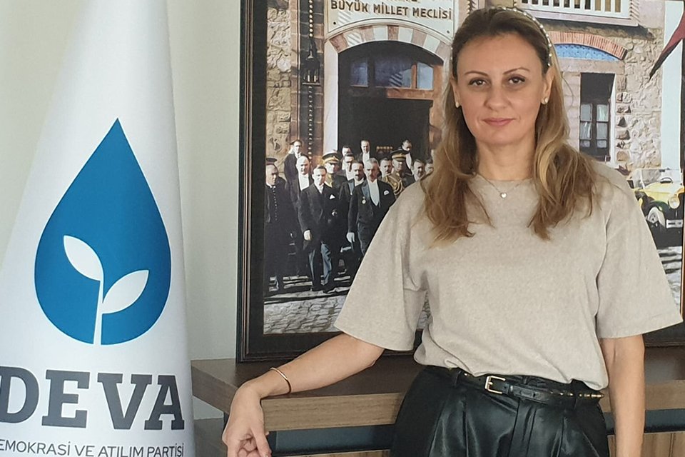 Ülkemizde 24 saat içinde 3 kadının daha katledilmesi bütün Türkiye’yi