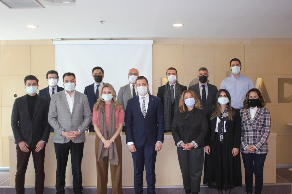 Demokrasi ve Atılım (DEVA) Partisi İzmir İl Başkanı Seda Kaya