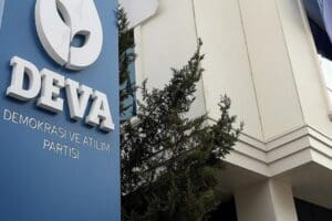 DEVA Partisi, sosyal medya platformu Twitter hesabından yaptığı paylaşımla KYK