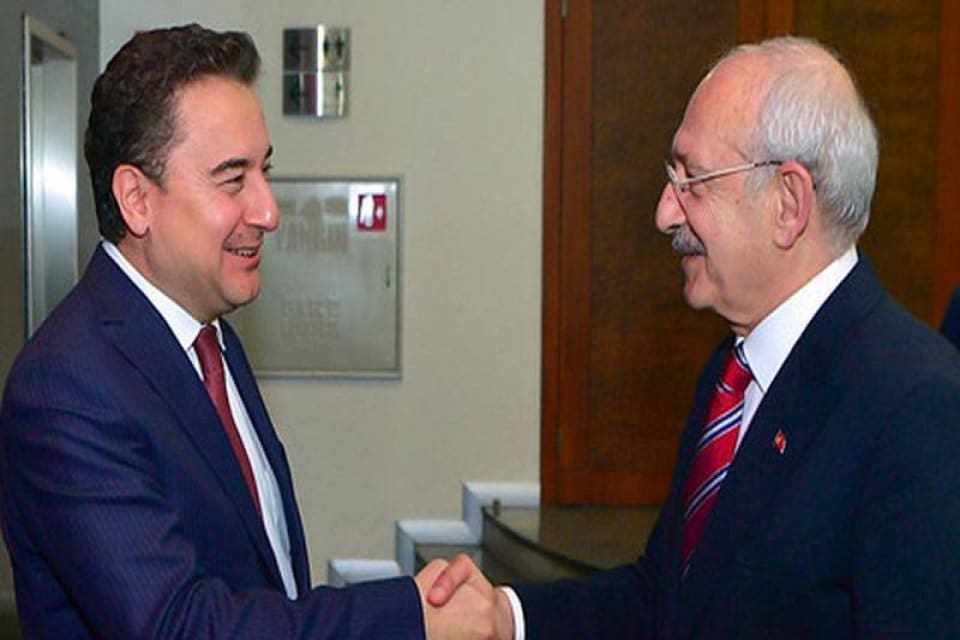 Muharrem Sarıkaya,&nbsp;DEVA Partisi Genel Başkan Yardımcısı&nbsp;İdris Şahin'le&nbsp;g&ouml;r&uuml;şt&uuml;ğ&uuml;n&uuml; belirterek,&nbsp;"Parti y&ouml;netimi b&uuml;t&uuml;n