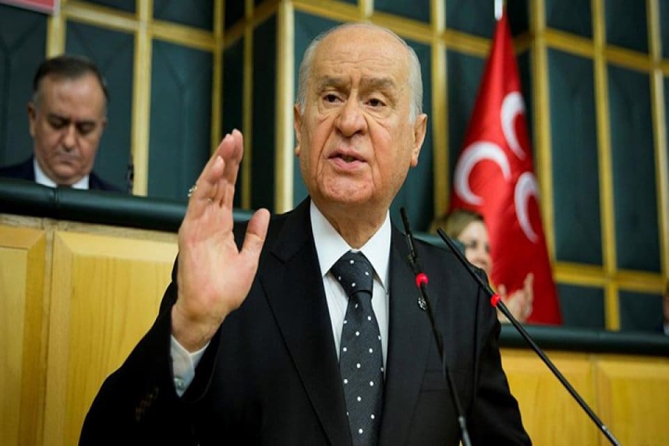 MHP lideri Bah&ccedil;eli, sığınmacı meselesinin T&uuml;rkiye'nin yumuşak karnı haline geldiğini