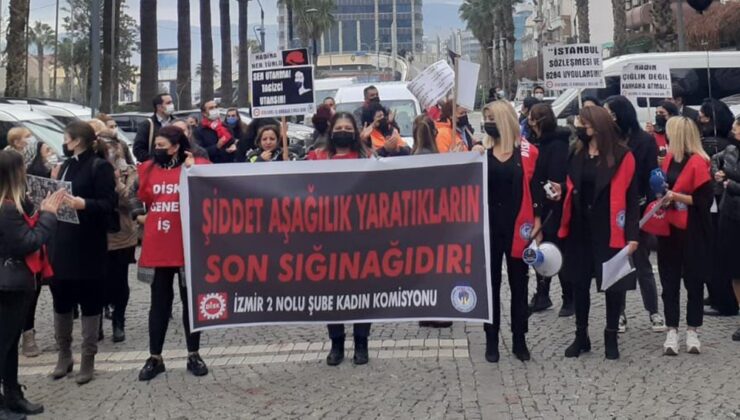 DİSK Kadın Komisyonu üyeleri: 'İstanbul Sözleşmesi'nin uygulanmasını istiyoruz'