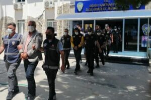 Aydın'ın&nbsp; Didim il&ccedil;esinde Belediye Başkanı Ahmet Deniz Atabay ve avukatı