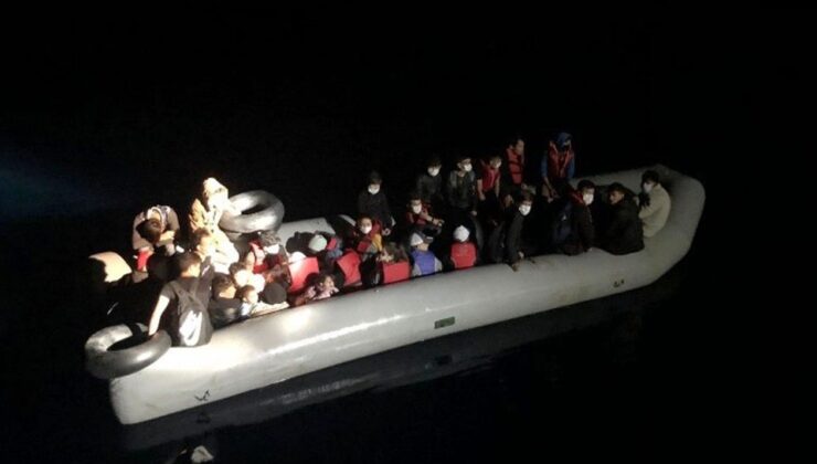 Dikili'de operasyon: 31 kaçak göçmen kurtarıldı