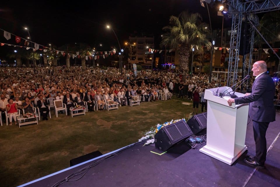 İzmir B&uuml;y&uuml;kşehir Belediye Başkanı Tun&ccedil; Soyer, Dikili K&uuml;lt&uuml;r, Demokrasi ve