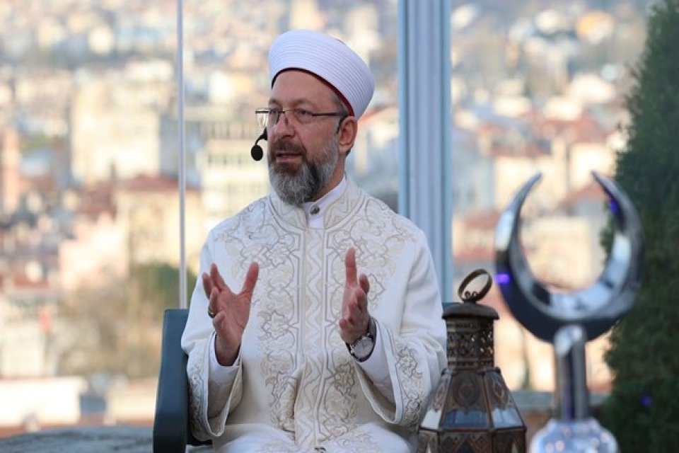 Diyanet İşleri Başkanı Ali Erbaş, Türkiye'nin 81 ilinde din istismarı