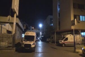 İzmir'in Konak il&ccedil;esinde, dini nikahlı eşi Beng&uuml; B.(21) ile tartışan