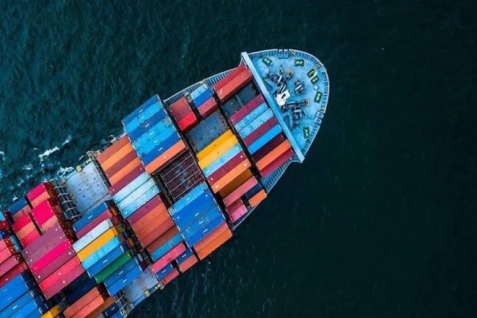 Dış ticaret a&ccedil;ığı eyl&uuml;lde ge&ccedil;en yılın aynı ayına g&ouml;re y&uuml;zde