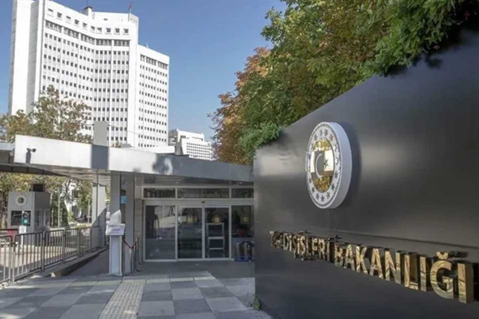 Dışişleri Bakanlığı, g&ouml;rev s&uuml;resi 2025'te dolacak olan 9 &uuml;lkenin T&uuml;rkiye'deki
